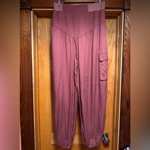 NWOT Free People FP Movement Final Stretch Pants Size Medium in Clove